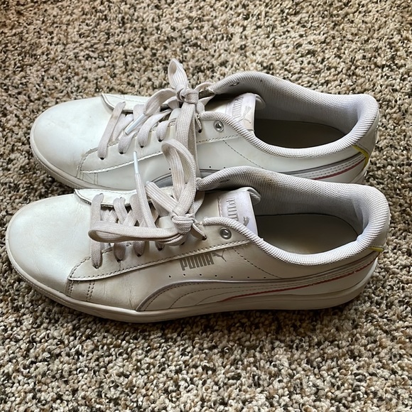 Puma shoes with purple, pink and yellow stripes - Picture 2 of 4